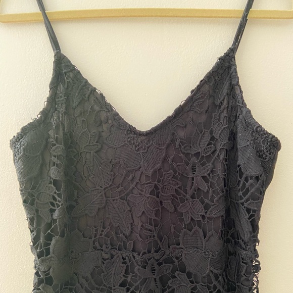 Lace little black cocktail dress - Picture 4 of 5